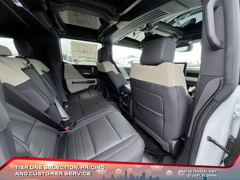 New 2026 GMC Hummer EV SUV image 17