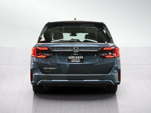 Used 2025 Honda Odyssey EX-L image 4