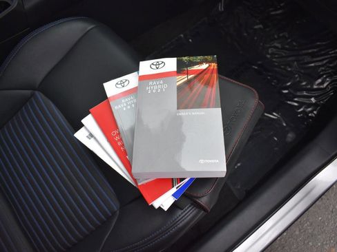 Used 2021 Toyota RAV4 XSE image 65