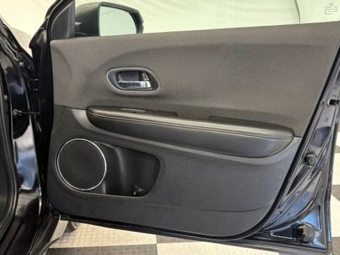 Used 2021 Honda HR-V EX image 21