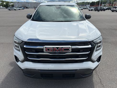 Used 2025 GMC Terrain Elevation AWD/4WD image 8