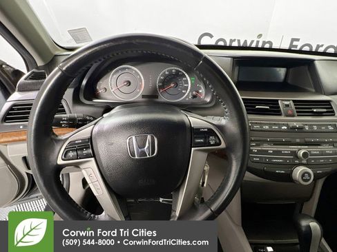 Used 2011 Honda Accord EX-L image 8