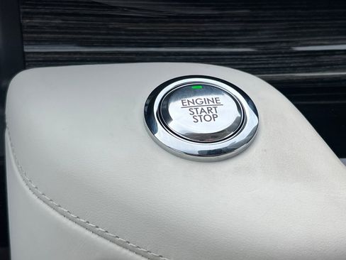 Certified 2023 Lincoln Aviator Black Label Grand Touring w/ Class IV Trailer Tow Package image 24