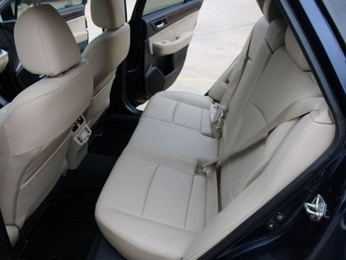 Used 2018 Subaru Outback 3.6R Limited image 41