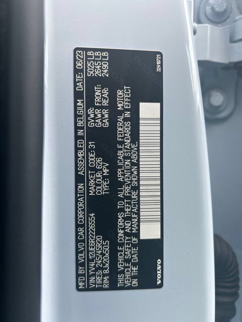Used 2024 Volvo XC40 B5 Plus w/ Climate Package AWD/4WD image 30