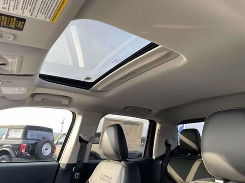 New 2026 Ford Maverick Lobo image 9