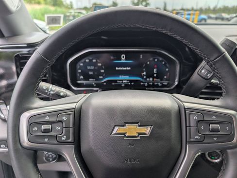 Used 2024 Chevrolet Silverado 2500 LT w/ Convenience Package AWD/4WD image 11