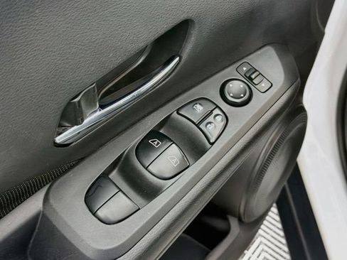 Certified 2023 Nissan Kicks SV FWD image 23