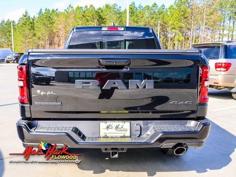 Used 2025 RAM 1500 Big Horn image 8