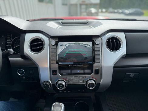 Used 2021 Toyota Tundra SR5 image 18