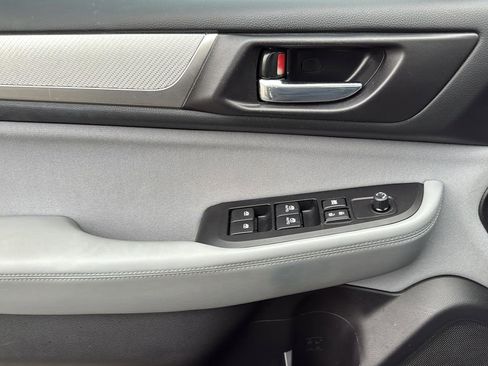 Used 2018 Subaru Legacy 2.5i Premium image 12