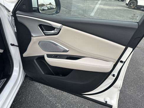 Certified 2025 Acura RDX SH-AWD w/ Technology Package image 16