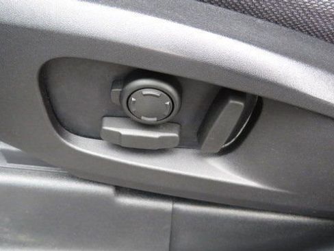 Used 2020 Land Rover Defender 110 X image 17