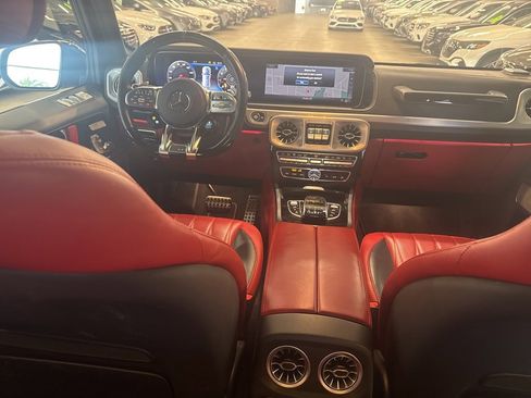 Used 2021 Mercedes-Benz G 63 AMG 4MATIC image 8