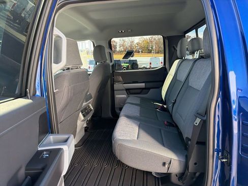 New 2026 Ford F250 XLT w/ XLT Premium Package AWD/4WD image 14
