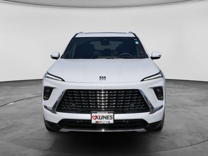 New 2026 Buick Enclave Avenir w/ Super Cruise Package