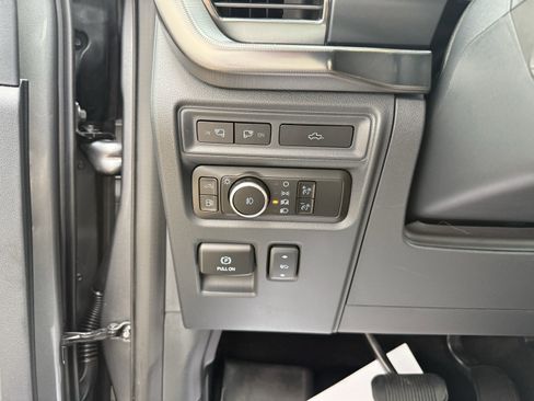 Used 2024 Ford F150 Platinum w/ Equipment Group 702A High image 13