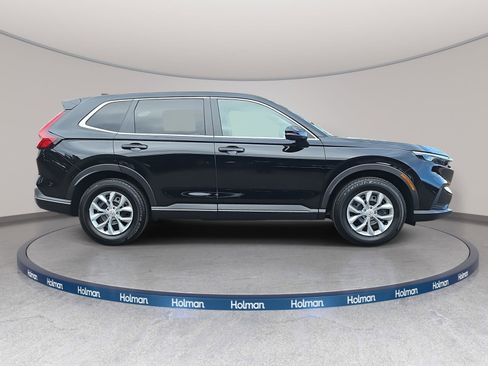 Certified 2025 Honda CR-V LX image 8