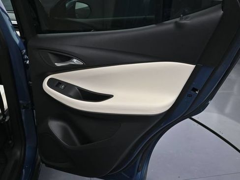 Used 2025 Buick Encore GX Preferred FWD image 32