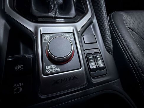 Used 2020 Subaru Forester Limited image 23