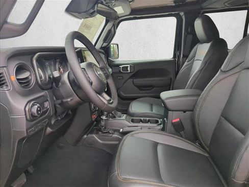 New 2026 Jeep Gladiator Mojave AWD/4WD image 4