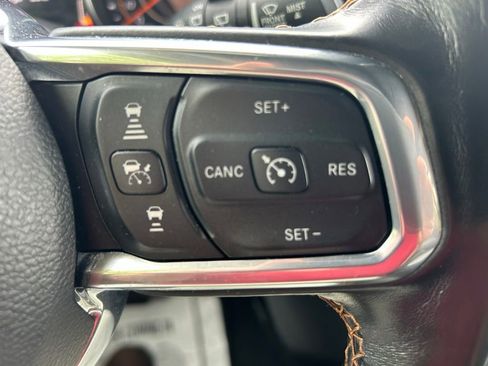 Used 2021 Jeep Wrangler Unlimited Sahara AWD/4WD image 24
