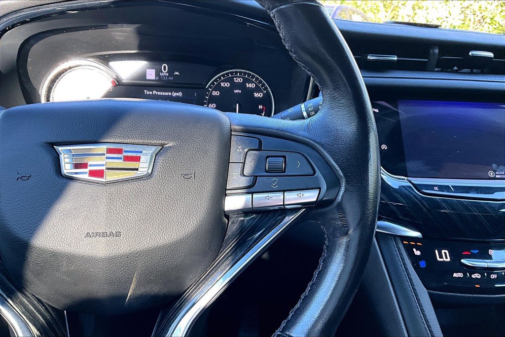 Used 2023 Cadillac XT6 Premium Luxury AWD/4WD image 26