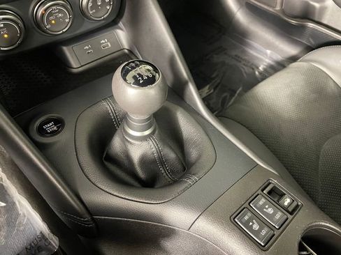 Used 2024 Nissan Z Performance w/ Floor Mat Package RWD image 9