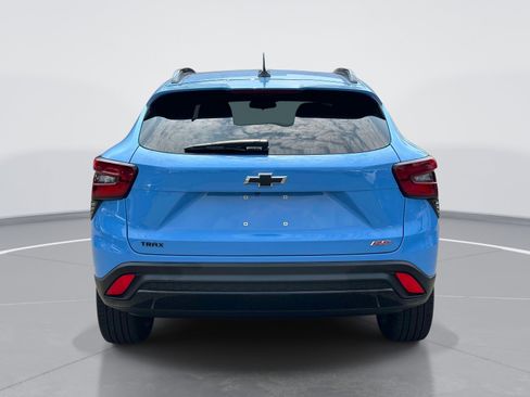 Used 2024 Chevrolet Trax RS w/ Driver Confidence Package FWD image 6