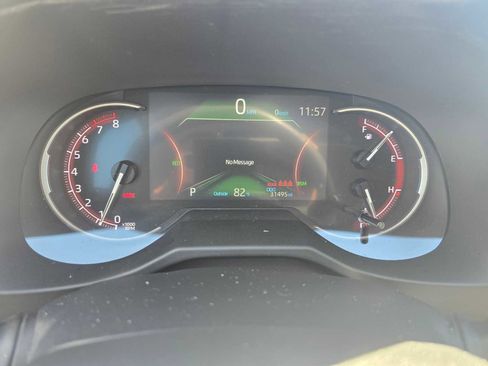 Used 2023 Toyota RAV4 XLE Premium image 29