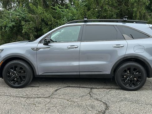 Used 2022 Kia Sorento S w/ Panoramic Sunroof Package AWD/4WD image 29