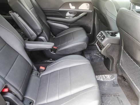 Certified 2024 Mercedes-Benz GLS 450 4MATIC image 16