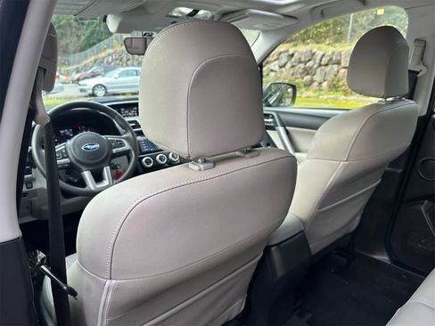 Used 2018 Subaru Forester 2.5i Limited image 10
