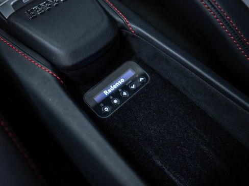 Used 2018 Ferrari 488 GTB RWD image 39