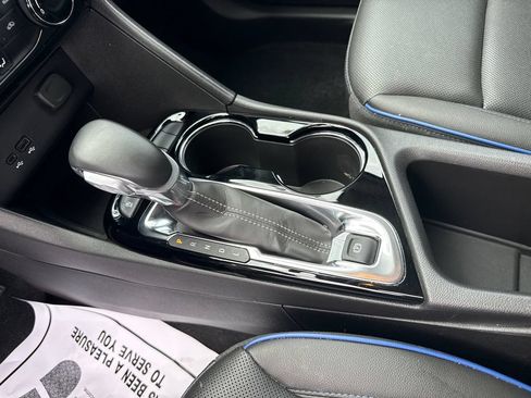 Certified 2025 Buick Encore GX Sport Touring FWD image 24