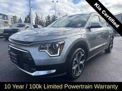 Certified 2025 Kia Niro EX Touring