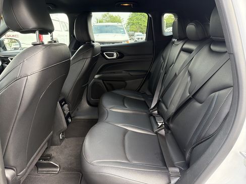 Used 2026 Jeep Compass Limited AWD/4WD image 31