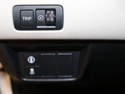 Used 2022 Honda Accord LX image 47
