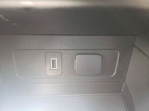 Used 2017 Ford Escape SE AWD/4WD image 20