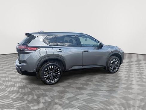 Certified 2025 Nissan Rogue SL w/ Tech Package AWD/4WD image 11