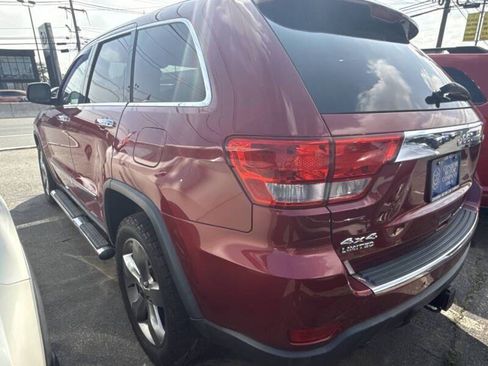 Used 2013 Jeep Grand Cherokee Limited w/ Trailer Tow Group IV AWD/4WD image 10