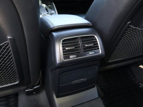 Used 2016 Audi Q5 2.0T Premium Plus w/ Technology Package image 14