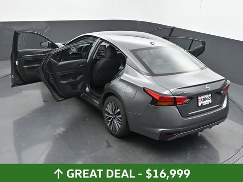 Used 2023 Nissan Altima 2.5 SV image 63