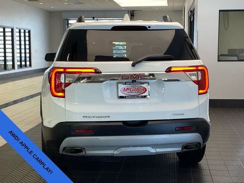 Used 2023 GMC Acadia SLT AWD/4WD image 5