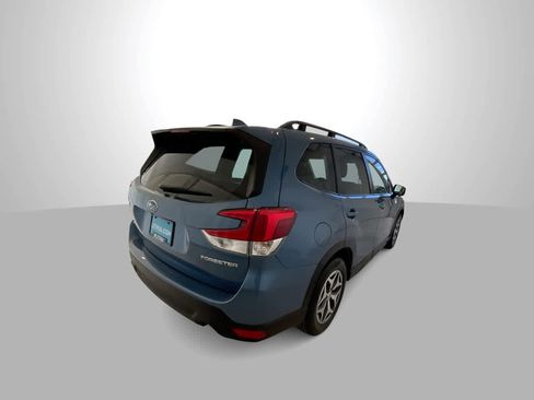 Used 2022 Subaru Forester Premium AWD/4WD image 8
