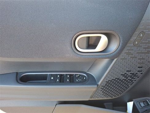 Used 2025 MINI Cooper S image 12