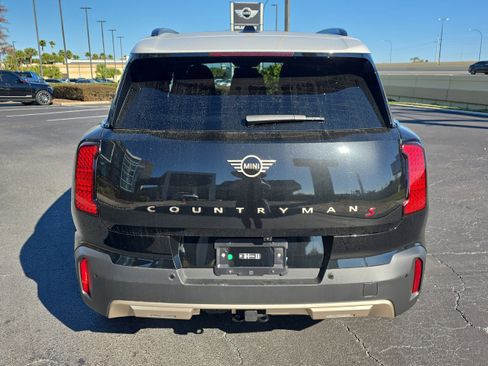 Certified 2025 MINI Cooper Countryman S w/ Comfort Package Max image 5