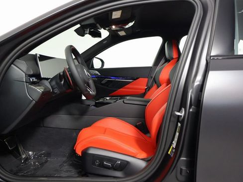 New 2027 BMW M5 w/ Carbon Package AWD/4WD image 5
