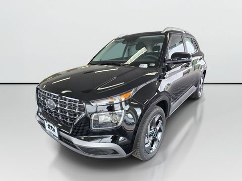 New 2026 Hyundai Venue SEL FWD image 7