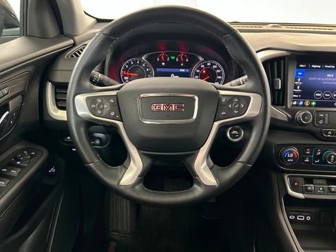 Used 2023 GMC Terrain SLT w/ Tech Package AWD/4WD image 13